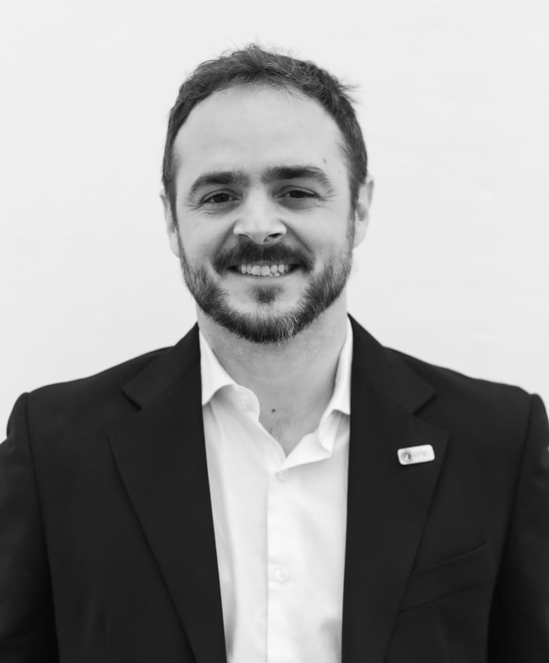 8. MARTIN MILLARES